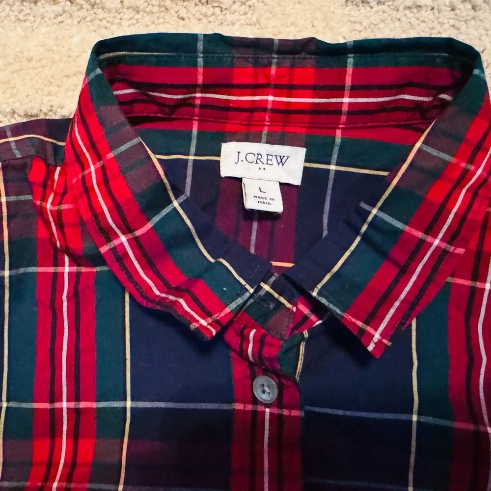 J. Crew Women’s Red and Navy Plaid Shirt - Picture 2 of 8